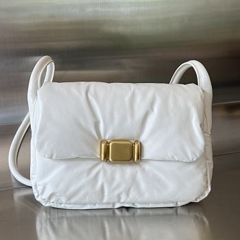 Kitlife Bottega Veneta Pad Crossbody Bag White 717237 28x14x10cm