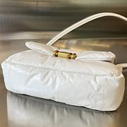 Kitlife Bottega Veneta Pad Crossbody Bag White 717237 28x14x10cm - 2
