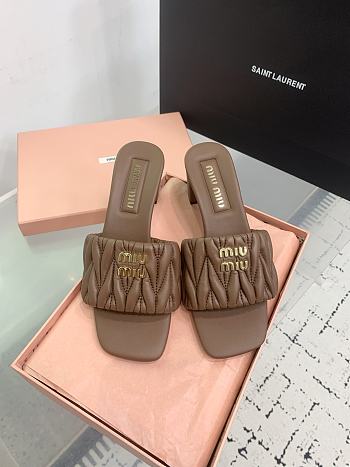 Kitlife Miu Miu Logo Slides Brown