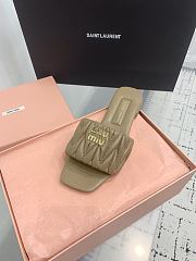 Kitlife Miu Miu Logo Slides Beige - 3