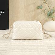 Kitlife Chanel Love Pendant Chain Bag White 19cm - 4