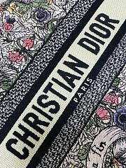 Kitlife Dior Lady Latte Embroidery with Multicolor Dior Around the World Motif Bag 24x11x20cm - 6