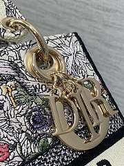 Kitlife Dior Lady Latte Embroidery with Multicolor Dior Around the World Motif Bag 24x11x20cm - 5