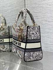 Kitlife Dior Lady Latte Embroidery with Multicolor Dior Around the World Motif Bag 24x11x20cm - 2