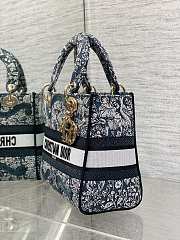 Kitlife Dior Lady Green Embroidery with Around the World Motif Bag 24x11x20cm - 3