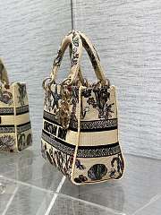 Kitlife Dior Lady Marine Embroidery Bag Beige 24x11x20cm  - 3
