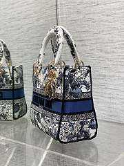 Kitlife Dior Lady Embroidery Bag White & Blue 24x11x20cm - 2