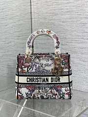 Kitlife Dior Lady Embroidery Bag White & Pink 24x11x20cm - 1