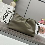 Kitlife Loewe Soft Nappa Leather Flamenco Bag Green Olive 30x10.5x20cm - 6