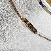 Kitlife Louis Vuttion Soft Keepall Bag White M13668 25x15x18cm - 3