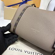 Kitlife Louis Vuttion Soft Keepall Bag Grey M13668 25x15x18cm - 2