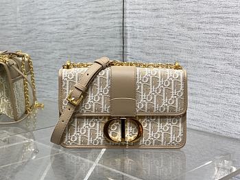 Kitlife Dior 30 Montaigne Bag Natural Oblique Jacquard 25x16.5x8cm