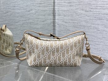 Kitlife Dior DiorTravel Nomad Pouch Natural Oblique Jacquard 22x13x9.5cm