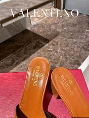 Kitlife Valentino Garavani 60mm VLogo Brown Leather Mules - 4