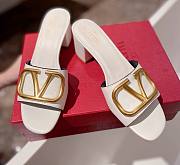 Kitlife Valentino Garavani 60mm VLogo White Leather Mules - 1