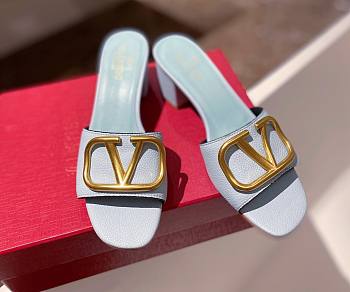 Kitlife Valentino Garavani 60mm VLogo Blue Leather Mules