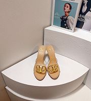 Kitlife Valentino Garavani Vlogo Clear Medallion Stiletto Sandals In Beige 80mm - 5