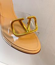 Kitlife Valentino Garavani Vlogo Clear Medallion Stiletto Sandals In Beige 80mm - 2