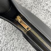 Kitlife Celine Cuir Triomphe In Black Smooth Calfskin Shoulder Bag 24x13x3cm - 2
