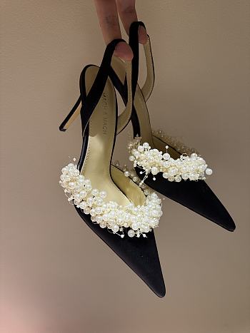 Kitlife Mach & Mach Pearl High Heels in Black
