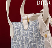 Kitlife Dior Signature Bucket Bag White & Light Blue Oblique 21x19x11cm - 3