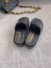 Kitlife Chanel Diamond-shaped Thick-soled Slippers Black - 3