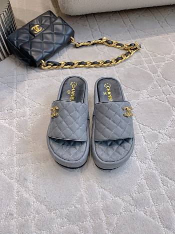Kitlife Chanel Diamond-shaped Thick-soled Slippers Gray