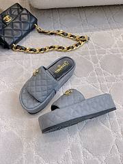 Kitlife Chanel Diamond-shaped Thick-soled Slippers Gray - 5