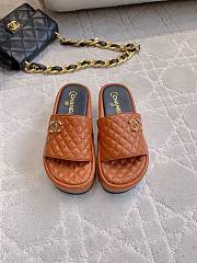 Kitlife Chanel Diamond-shaped Thick-soled Slippers Brown - 1