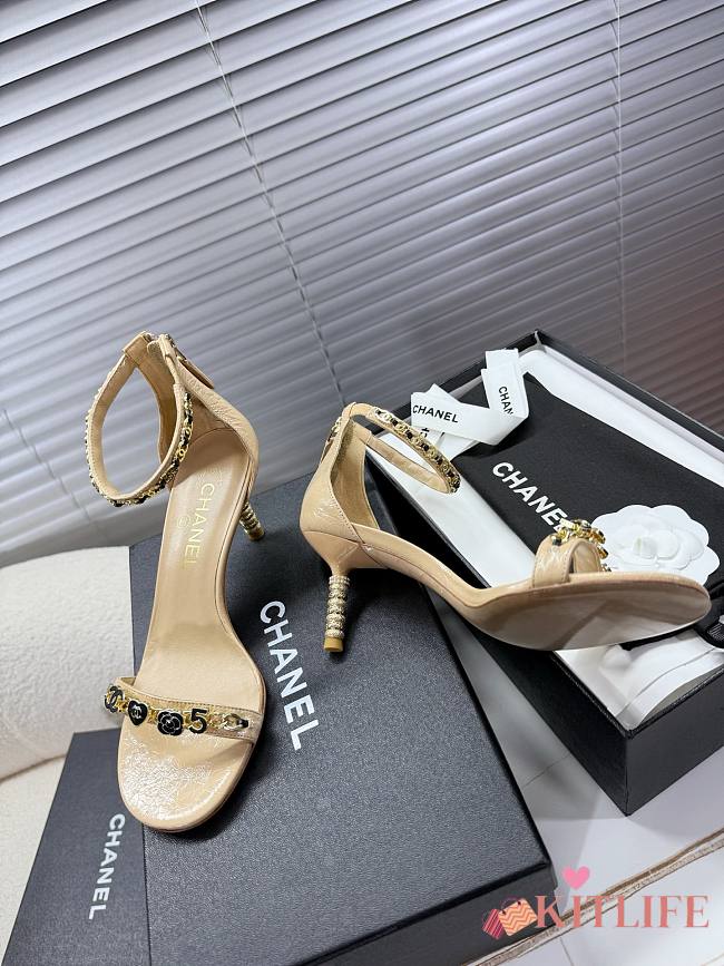 Kitlife Chanel Camellia Chain Buckle High-heeled Sandals Beige - 1