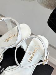 Kitlife Chanel 25ss Pearl Heel High-heeled Sandals White - 3