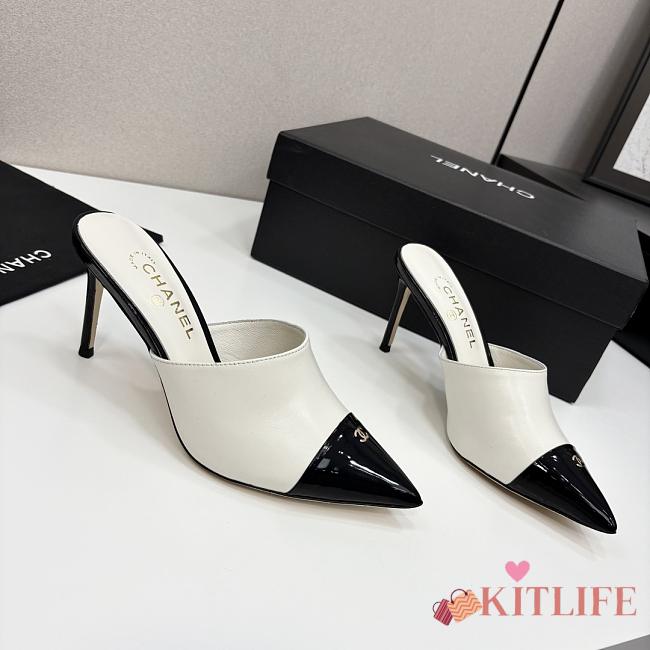 Kitlife Chanel 2025 Classic Pointed High-heeled Splicing Half Slippers White & Black - 1