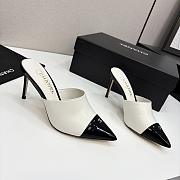 Kitlife Chanel 2025 Classic Pointed High-heeled Splicing Half Slippers White & Black - 1