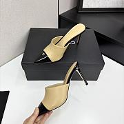 Kitlife Chanel 2025 Classic Pointed High-heeled Splicing Half Slippers Beige & Black - 4