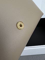 Kitlife Celine Victoire Bag in Beige Calfskin 116592 23.5x14x8cm - 4