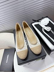 Kitlife Chanel Woven Raffia Ballet Shoes Beige & White - 1
