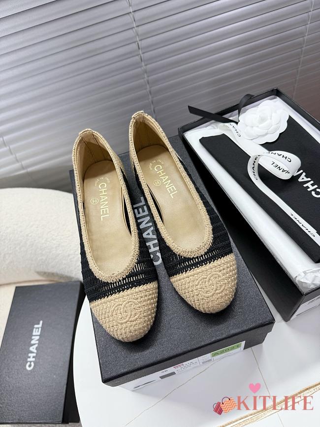Kitlife Chanel Woven Raffia Ballet Shoes Beige & Black - 1
