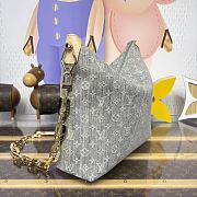 Kitlife Louis Vuitton Coussin Bag Grey Denim M13390 38x10x33cm - 5