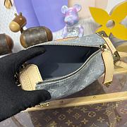 Kitlife Louis Vuitton Side Trunk Bag Grey Denim M13285 23.5x8.5x16cm - 3