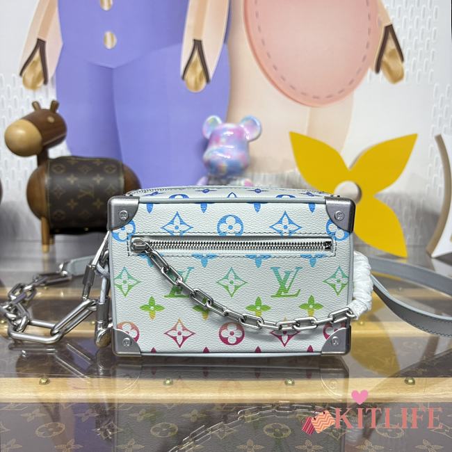 Kitlife Louis Vuitton Mini Soft Trunk Chain Bag White Gradient M13901 18.5x8x13cm - 1
