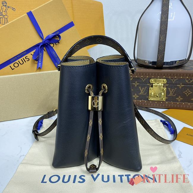 Kitlife Louis Vuitton Bloom PM Bag Black M13843 21x21x16cm - 1