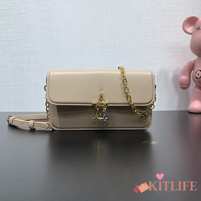 Kitlife Louis Vuitton Bloom Beige Wallet On Chain M14581 20x11.5x4cm - 1