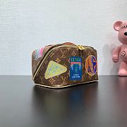 Kitlife Louis Vuitton Toiletry Bag Monogram Coated Canvas M14744 24x13x13cm - 4
