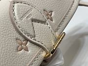 Kitlife Louis Vuitton Nano Diane Baguette Bag Cream M13642 10.5x6x19cm - 2