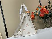 Kitlife Louis Vuitton OnTheGo PM Bag Cream M14403 25x19x11.5cm - 4