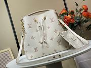 Kitlife Louis Vuitton NéoNoé MM Bag Cream M14401 26x26x17.5cm - 1