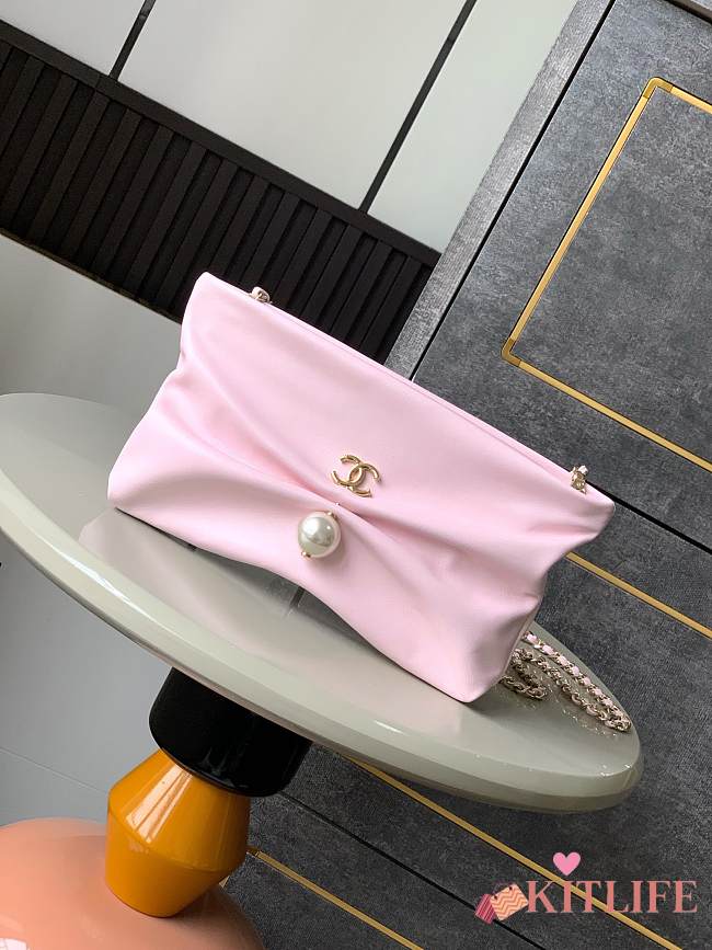 Kitlife Chanel 25S Pearl Chain Clutch Evening Bag Pink 14x24x5cm  - 1