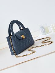 Kitlife Chanel 25C Kelly Handle Bag Blue Navy AS4416 13x19x7cm  - 3