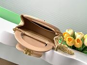 Kitlife Chanel 25C Kelly Handle Bag Beige AS4416 13x19x7cm  - 6