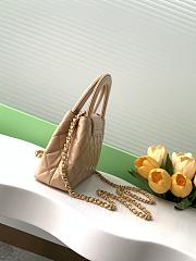 Kitlife Chanel 25C Kelly Handle Bag Beige AS4416 13x19x7cm  - 3